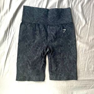 COPY - Gymshark black biker shorts